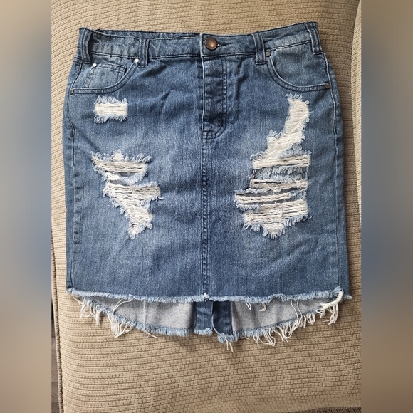 Tinseltown Dresses & Skirts - Tinseltown Denim couture Distressed Skirt. Size 7